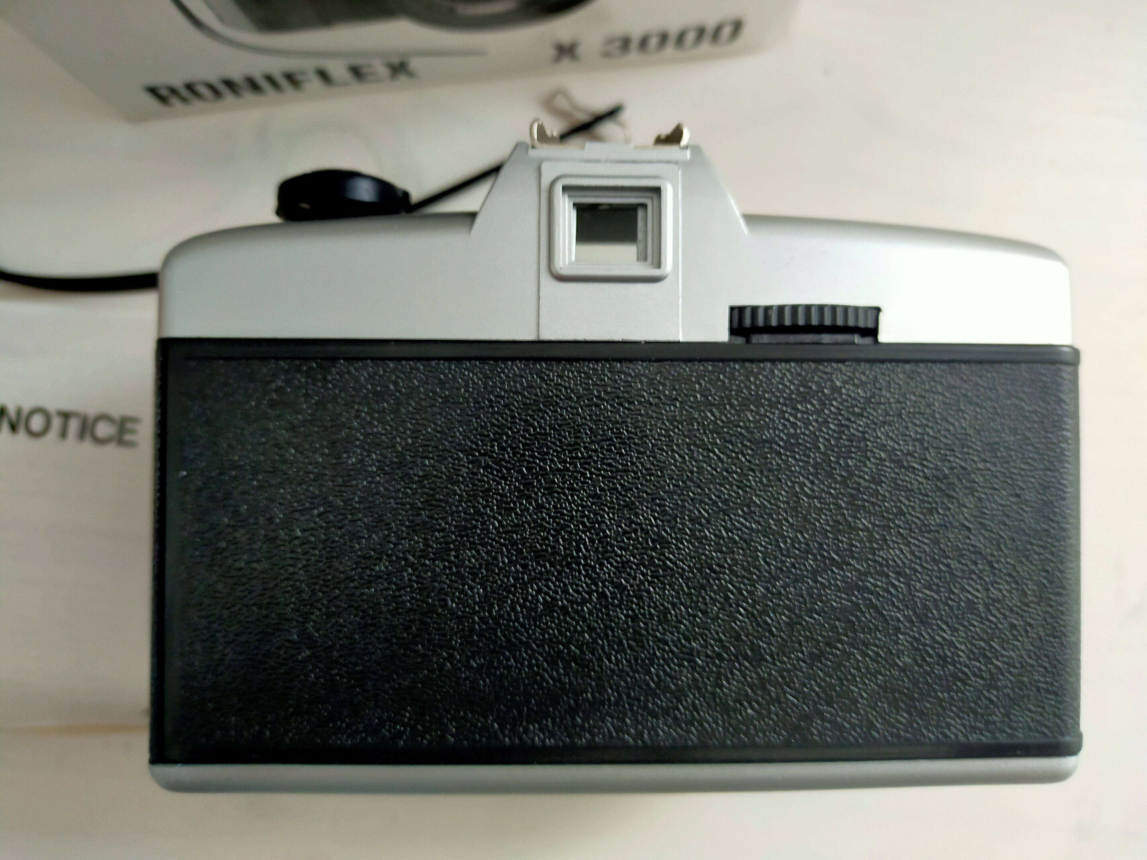 Appareil photo argentique Roniflex X3000 avec notice et boîte