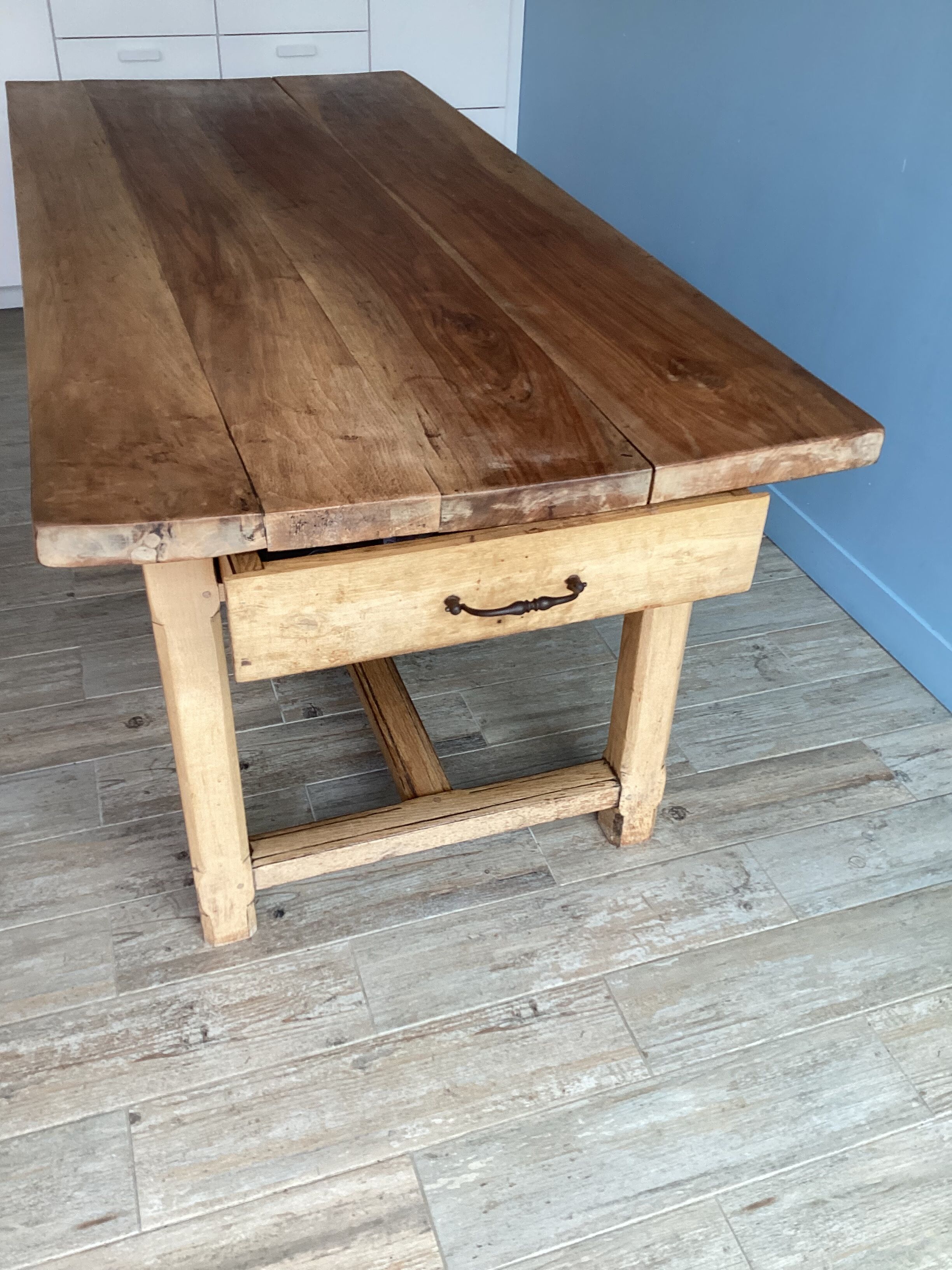 Oak dining table