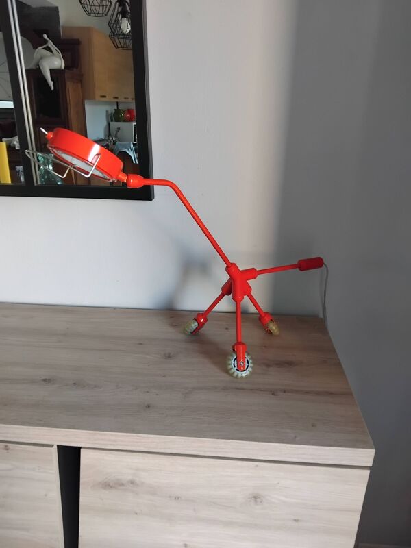 Lampe Tripode Kila par Harry Allen pour Ikea