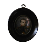 Napoleon 1st - frame medaillon painting on bone signee hil