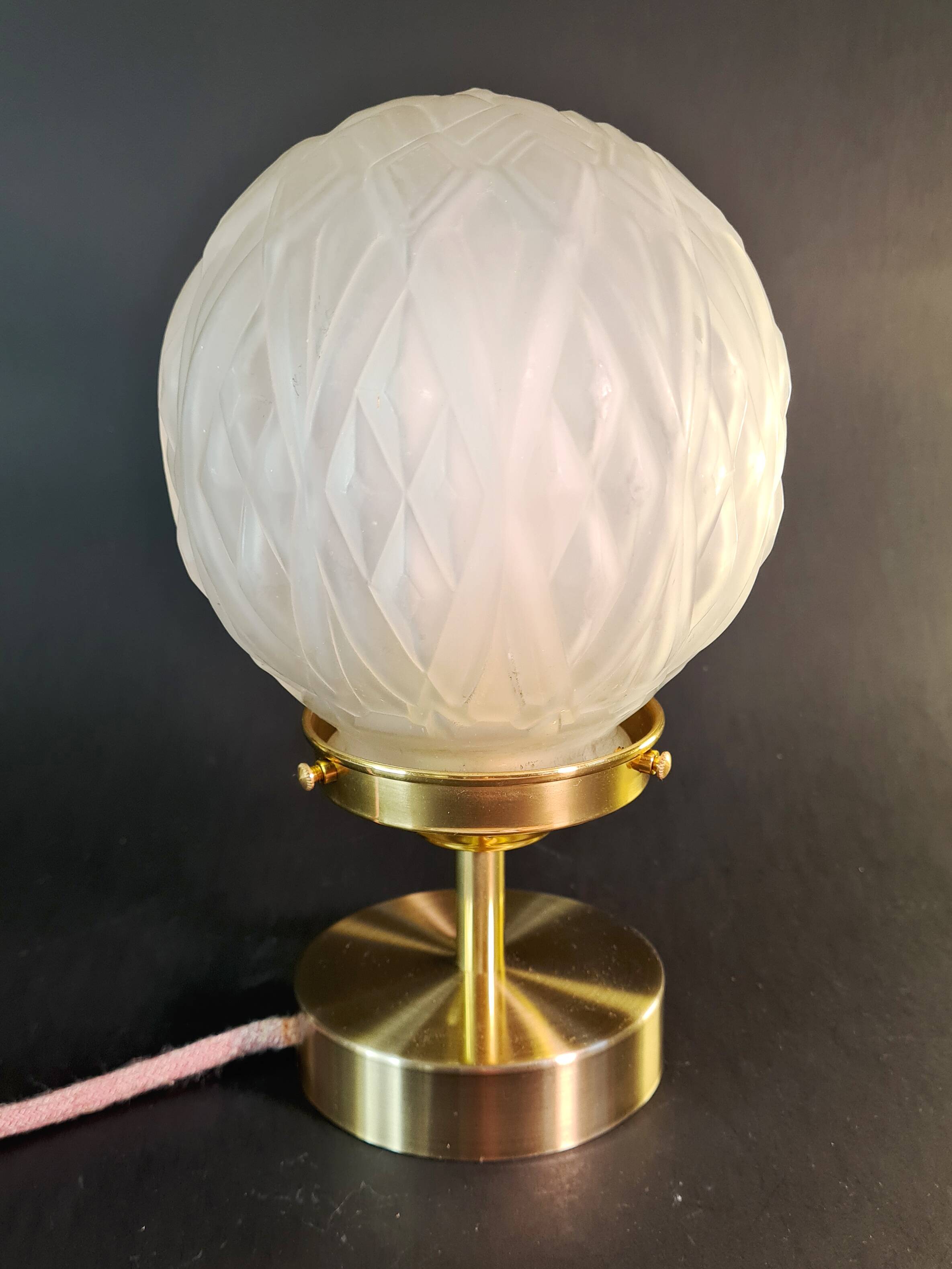 Art deco globe table lamp in brass & frosted glass