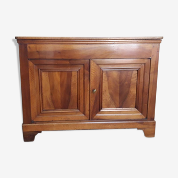 Low buffet in late 19th century walnut 3 doors including 1 side