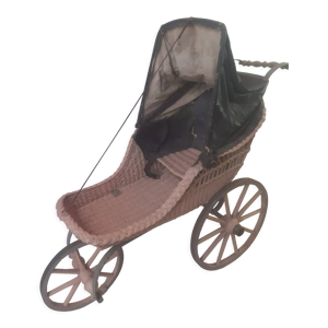 Poussette ancienne rotin