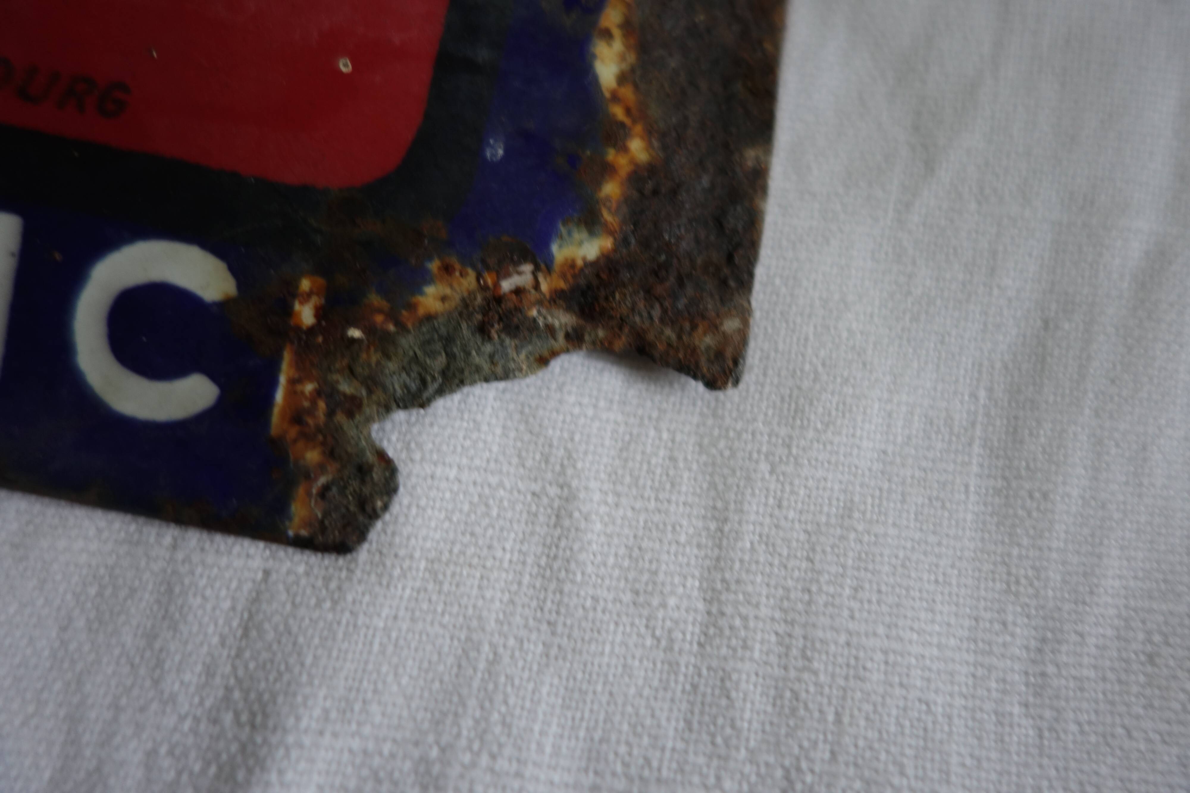 The parisian enamelled plate