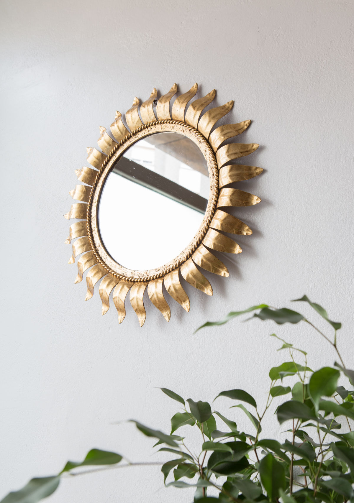 Miroir soleil doré espagnol années 60/70