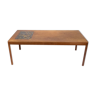 Table basse en teck avec carreaux de céramique brun de conception danoise des années 1960.
