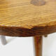 Tabouret tripode brutaliste