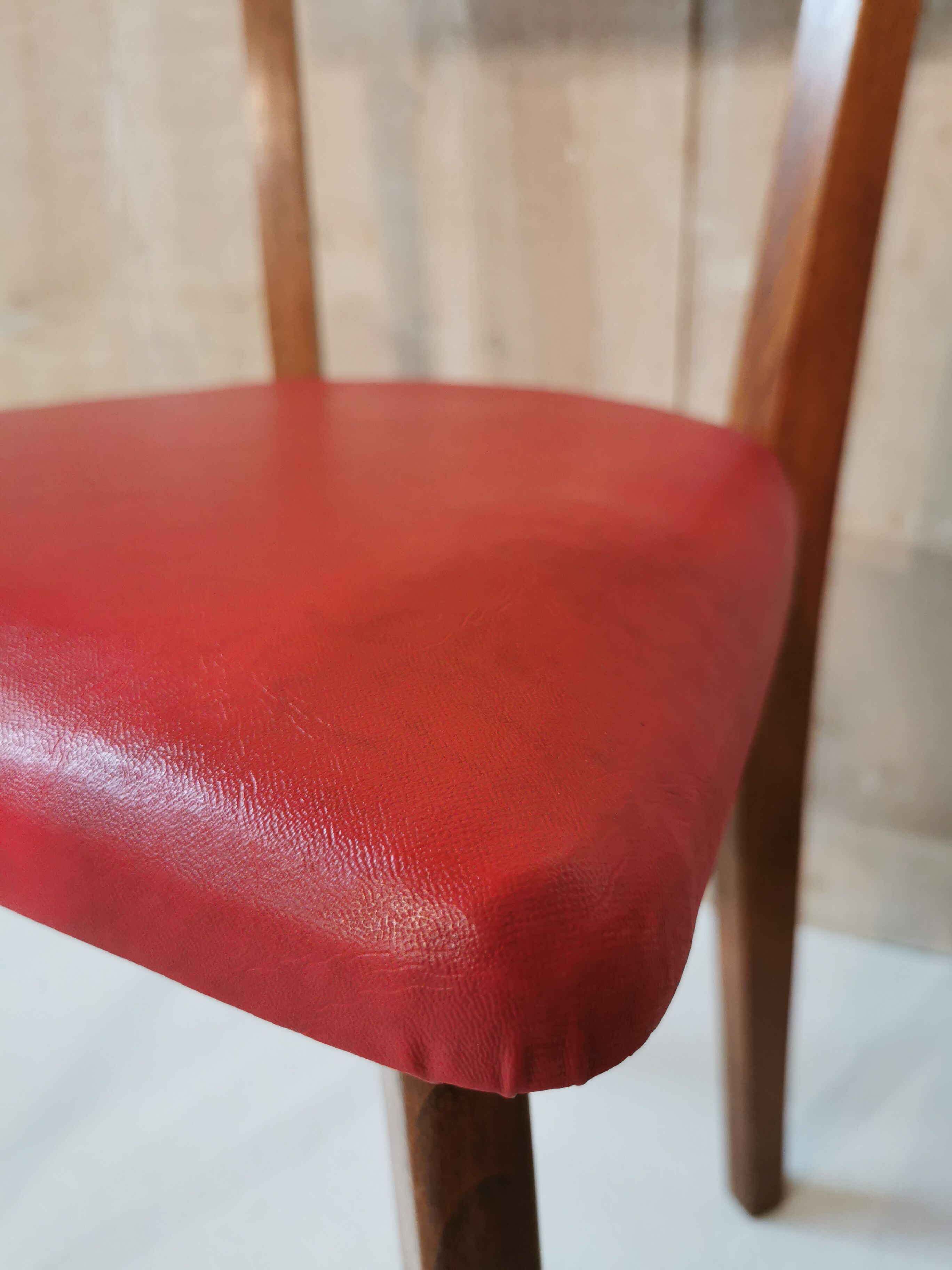 6 bistro chairs