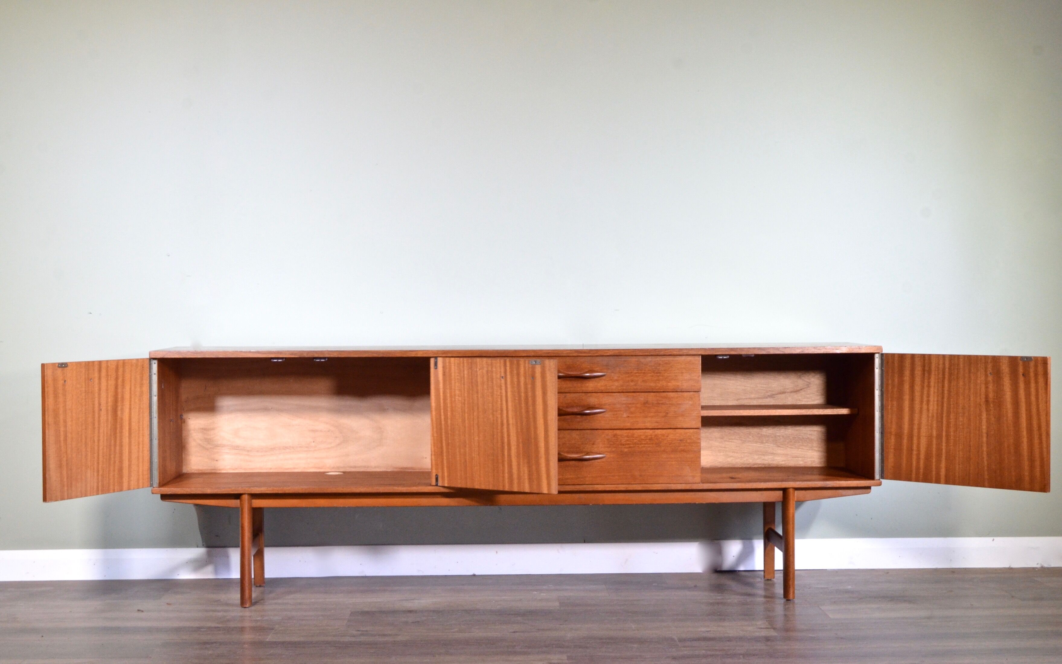 Avalon' teak sideboard