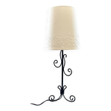 Lampe tripode abat-jour brodé