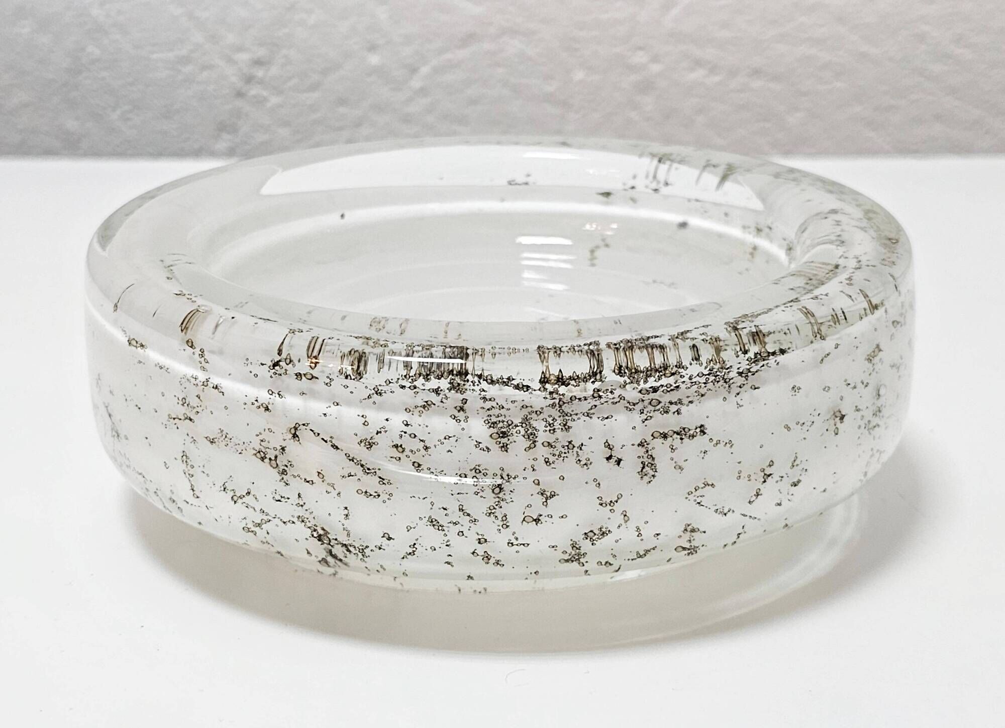Murano glass ashtray with bubbles, Mid Century Modern style, 1960s.