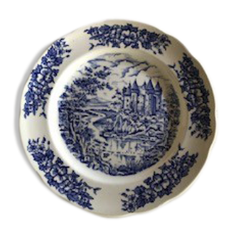 Lot of 9 plates - Chateau Motif - Porcelaine Pyro Blan