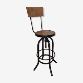Chair in wood & wrought iron