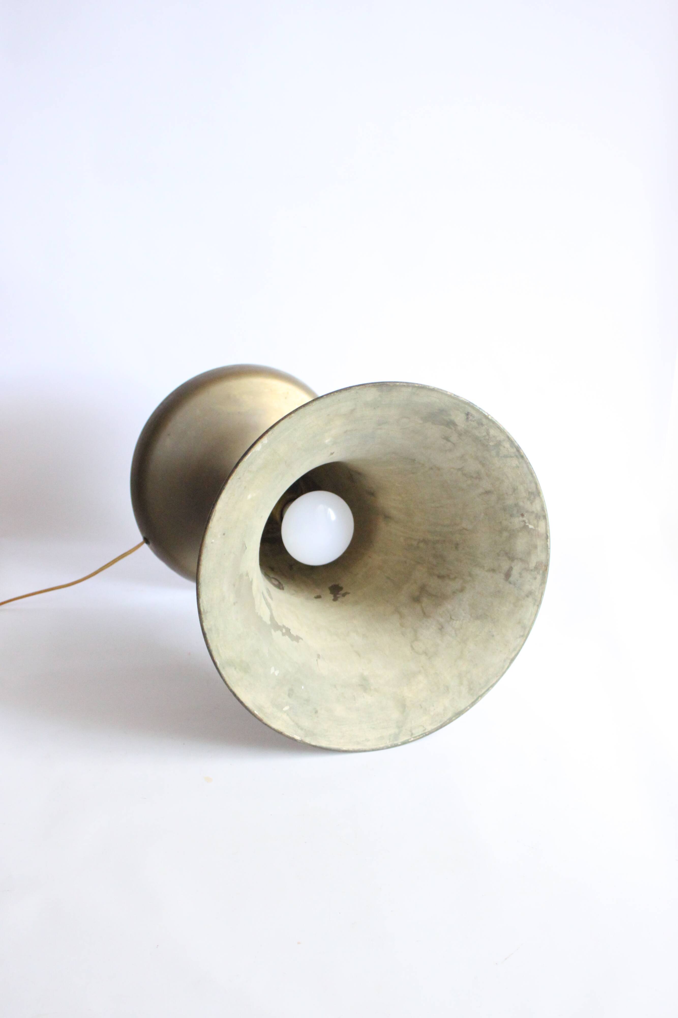 Lampe calice en laiton de style Art déco, années 1930-1940