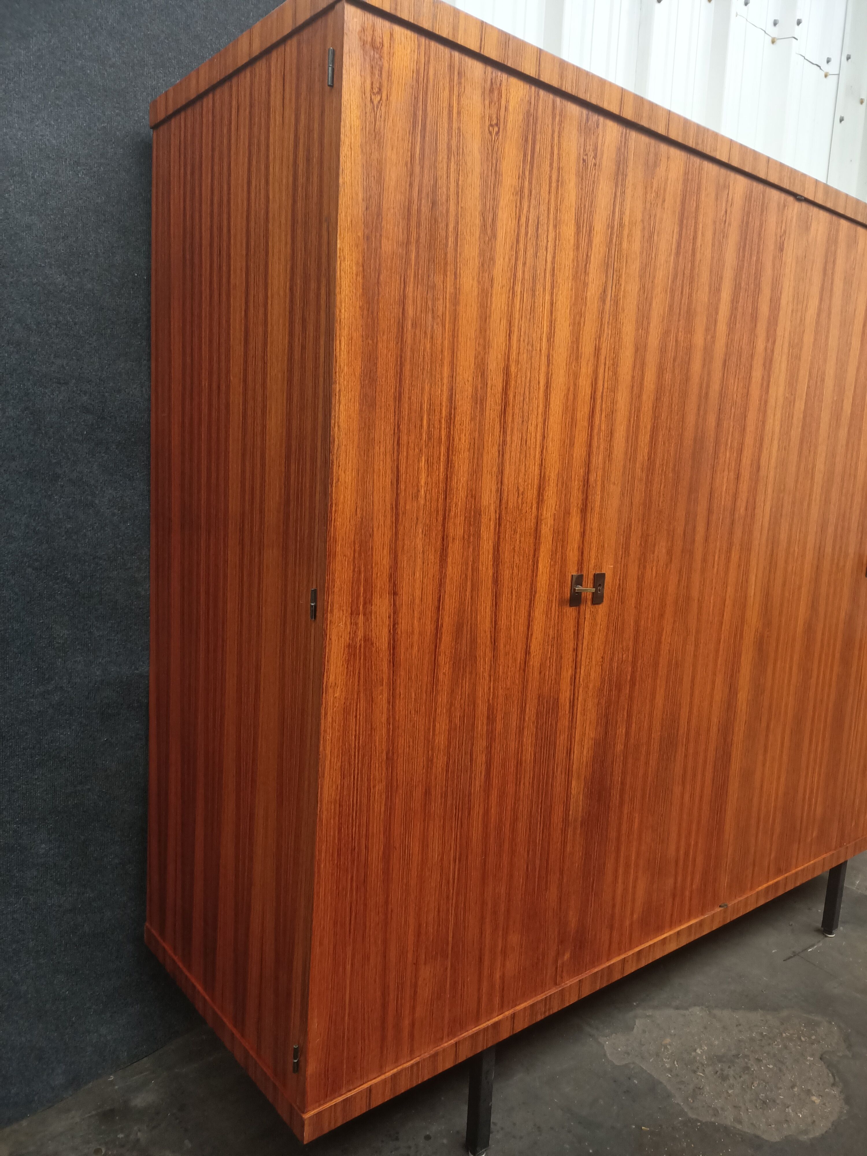 Wardrobe Gérard gueemonprez