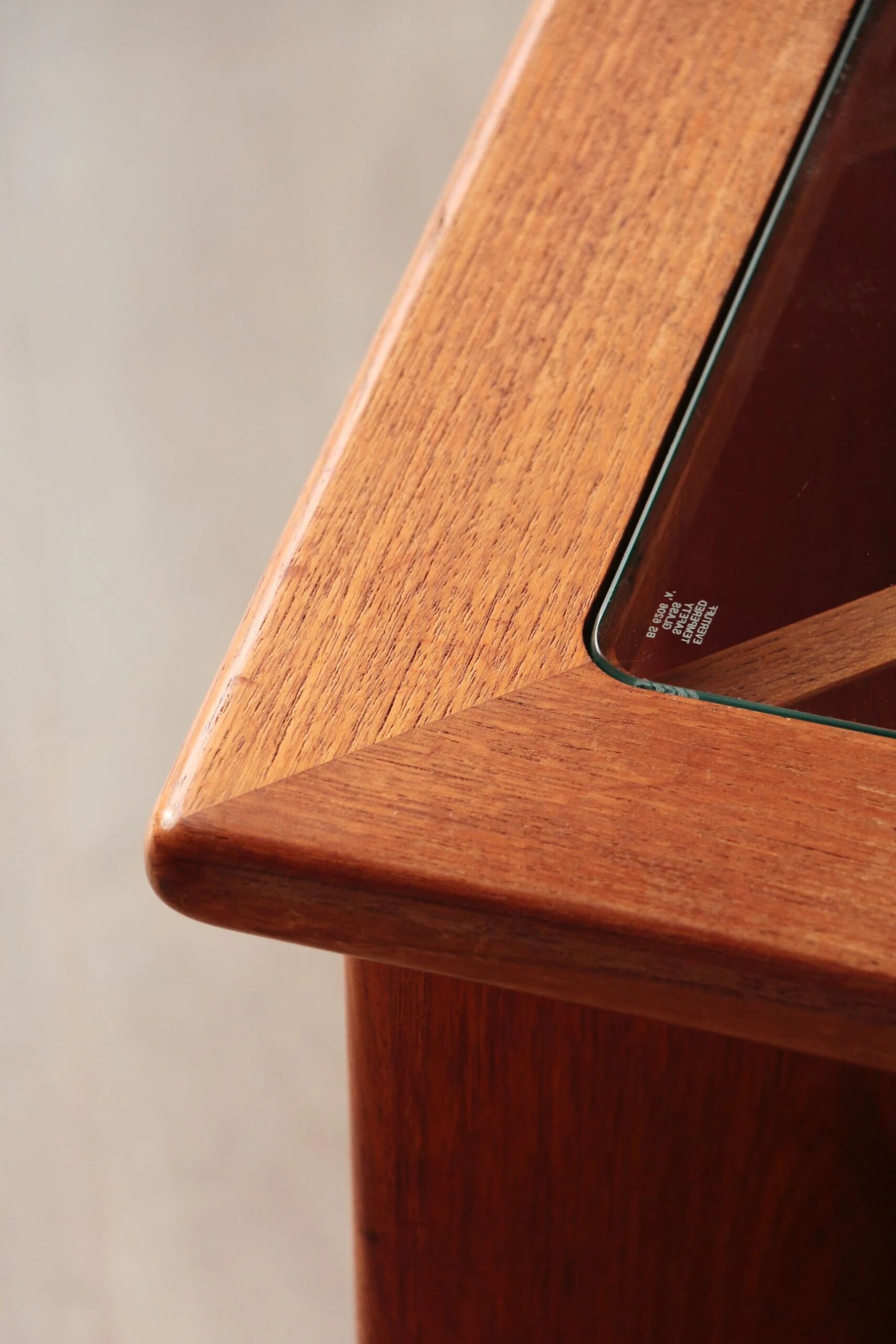 Vintage G Plan teak side table – magazine rack & wheels (1960s)