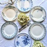 Assiettes plates anciennes dépareillées en faïence terre de fer