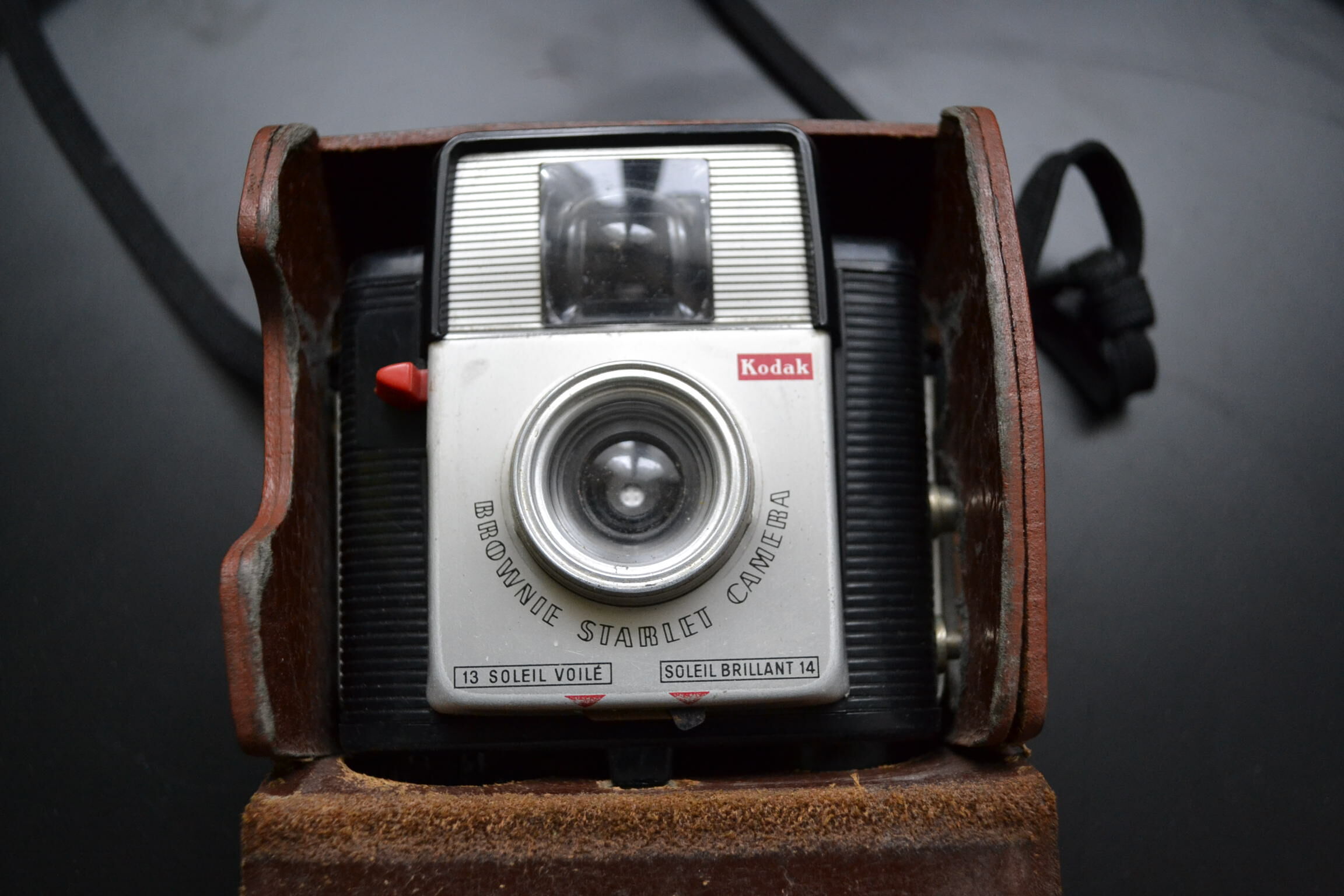 Browmie starlet camera