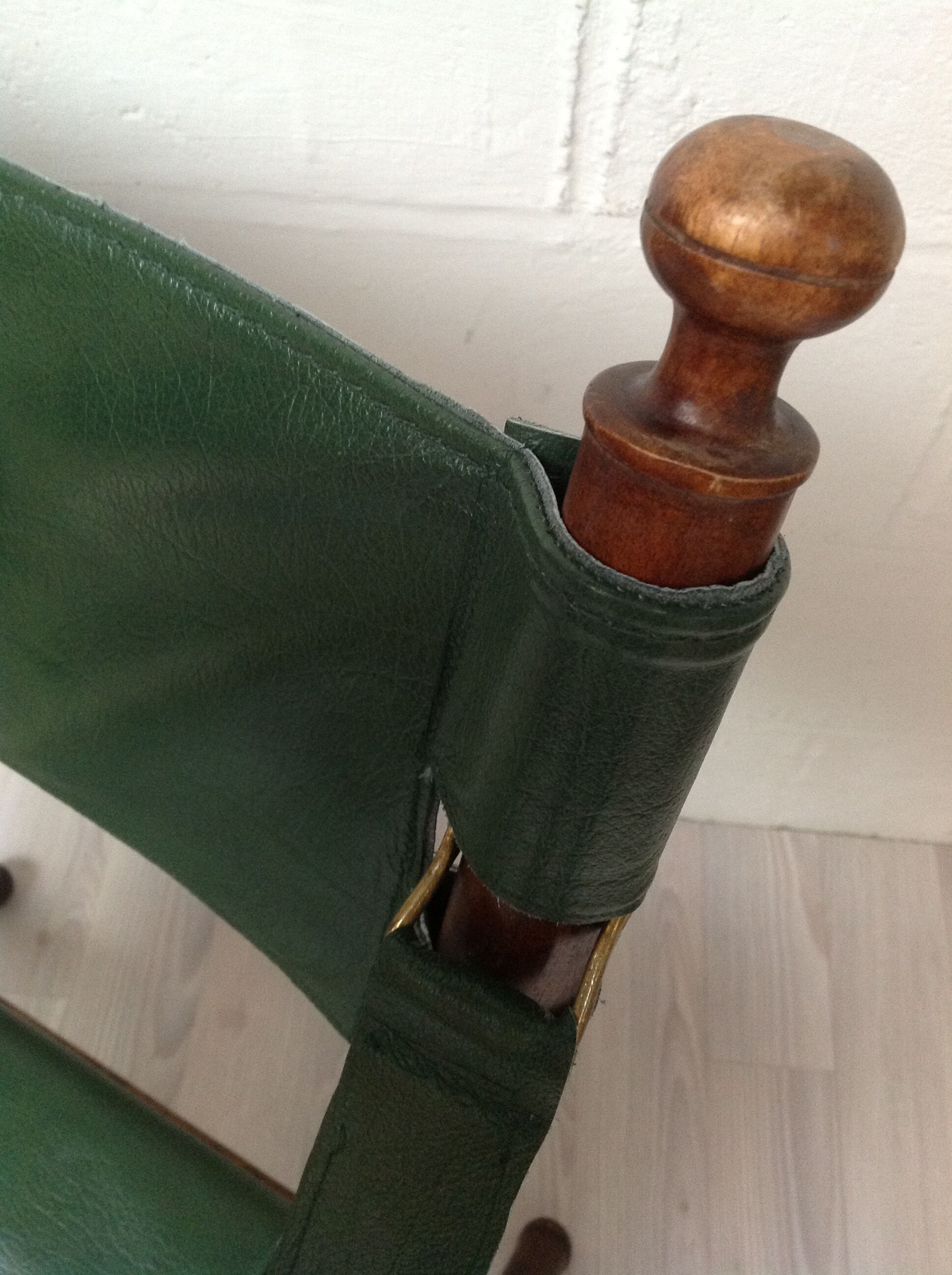 Fauteuil pliant ancien bambou et cuir