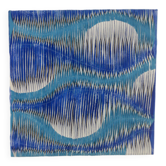 Tableau sculpture textiles  effet de vague et de relief par plissage camaïeu de bleu.  Réf  lago.