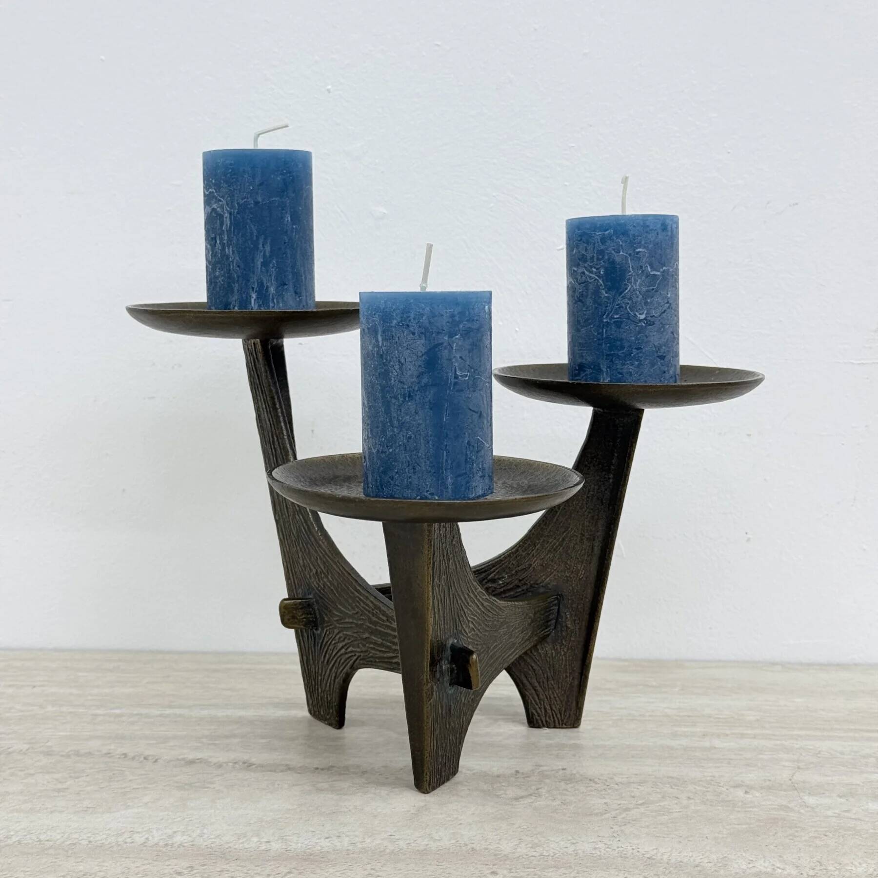 Modernist sculptural brutalist solid bronze metal candleholder, France, 1960s