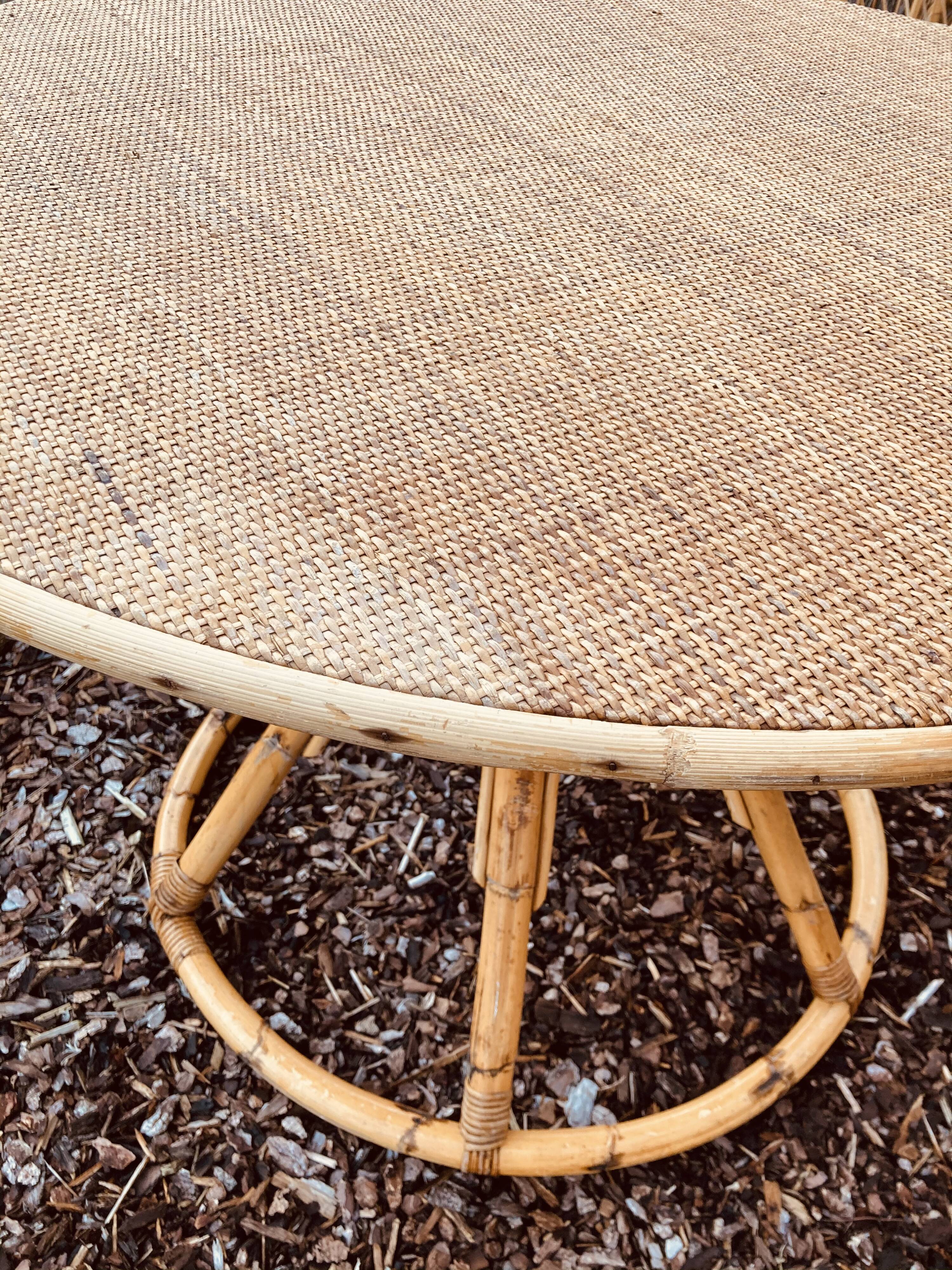 Table en rotin
