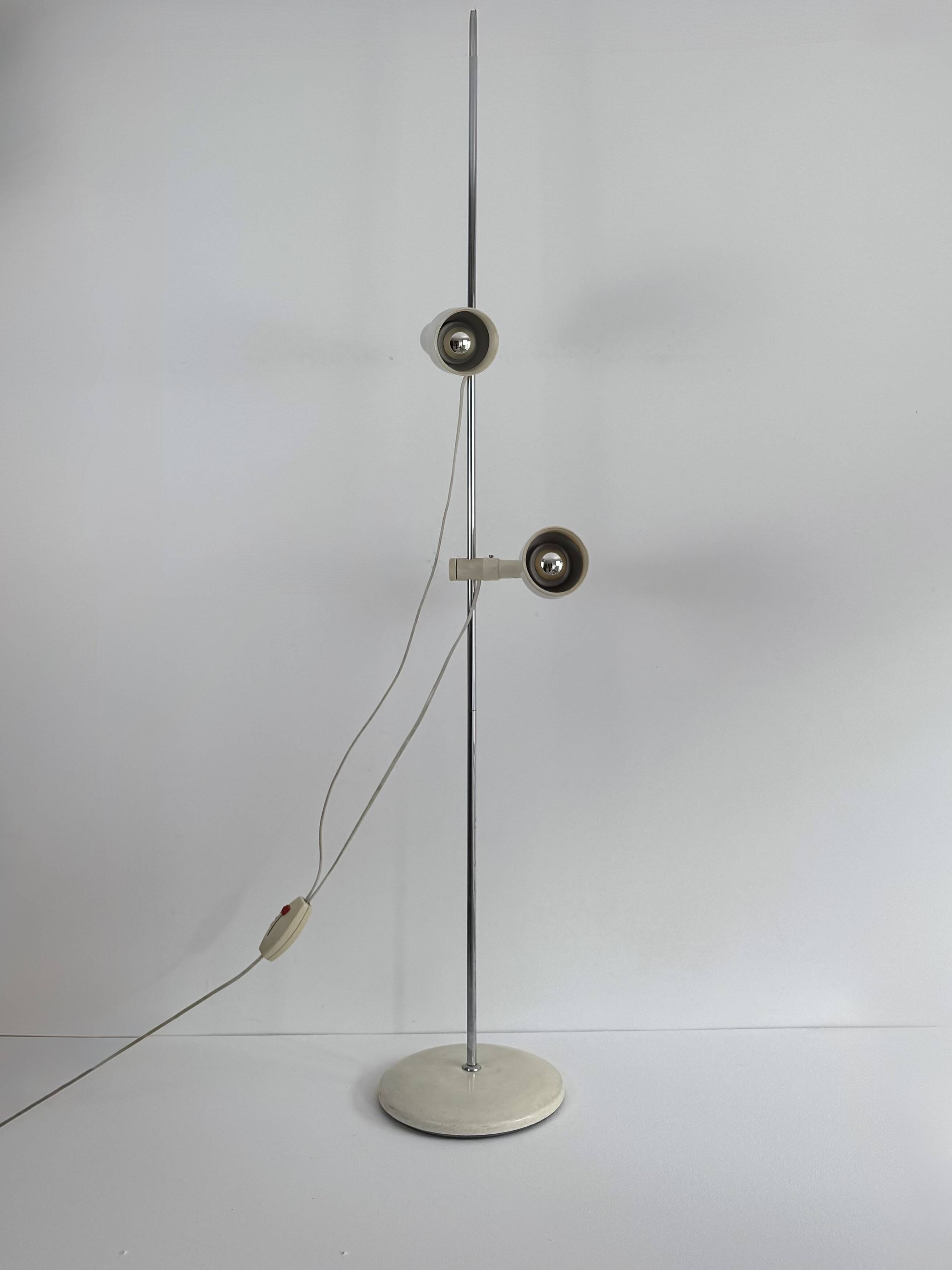 Vintage adjustable floor lamp, chrome and pressed moulded beige ABS, France 1970.