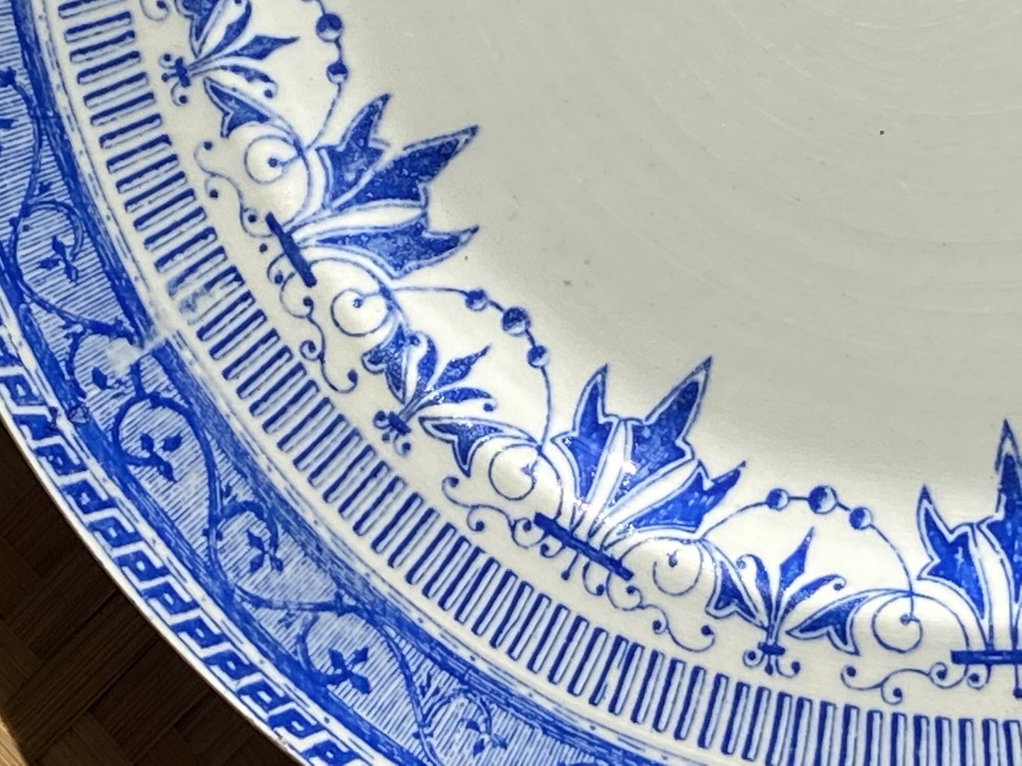 6 assiettes anciennes Creil-Montereau modèle Gaulois