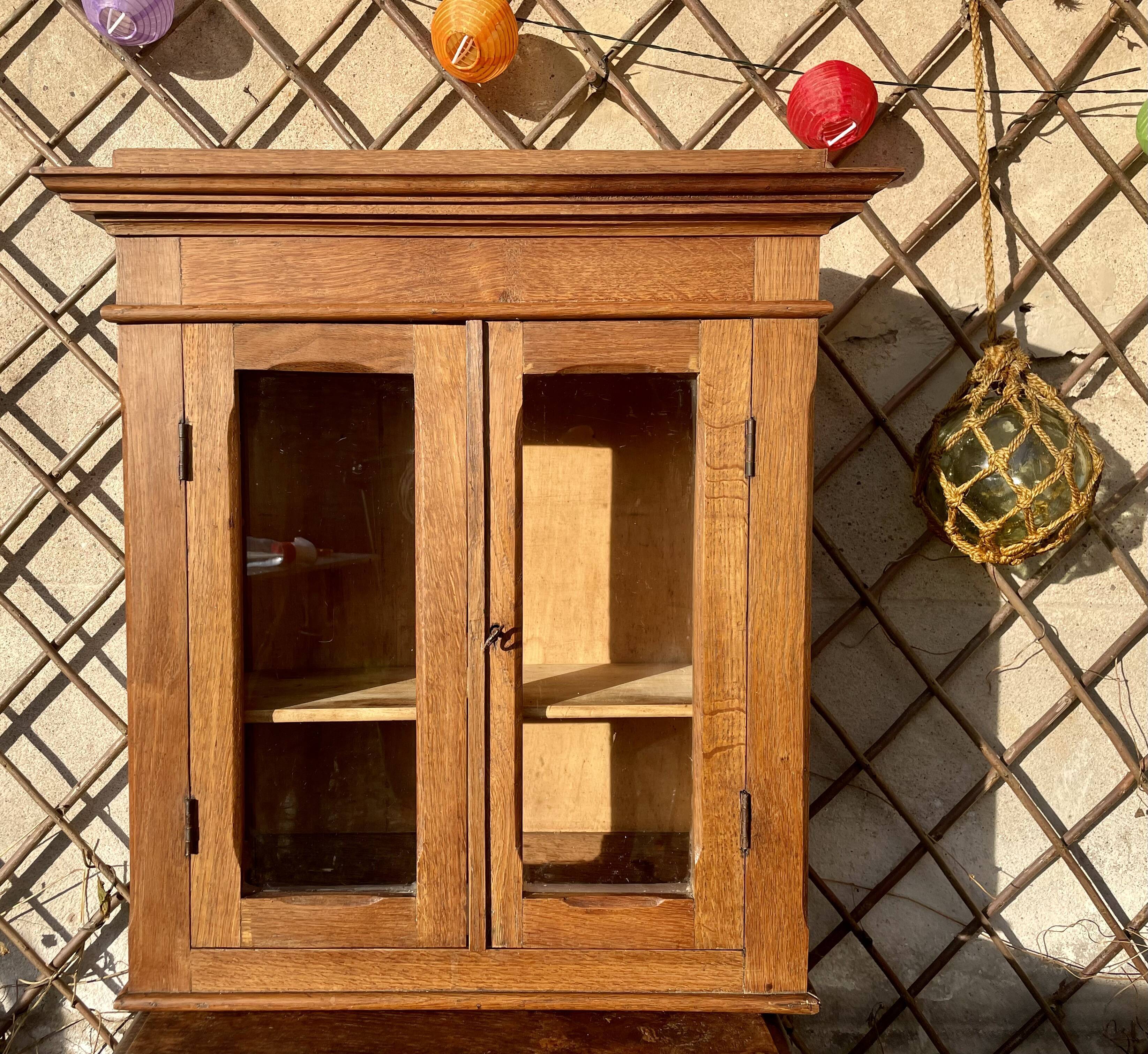 Armoirette vintage