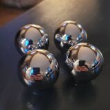 4 boutons de meuble en laiton chromé