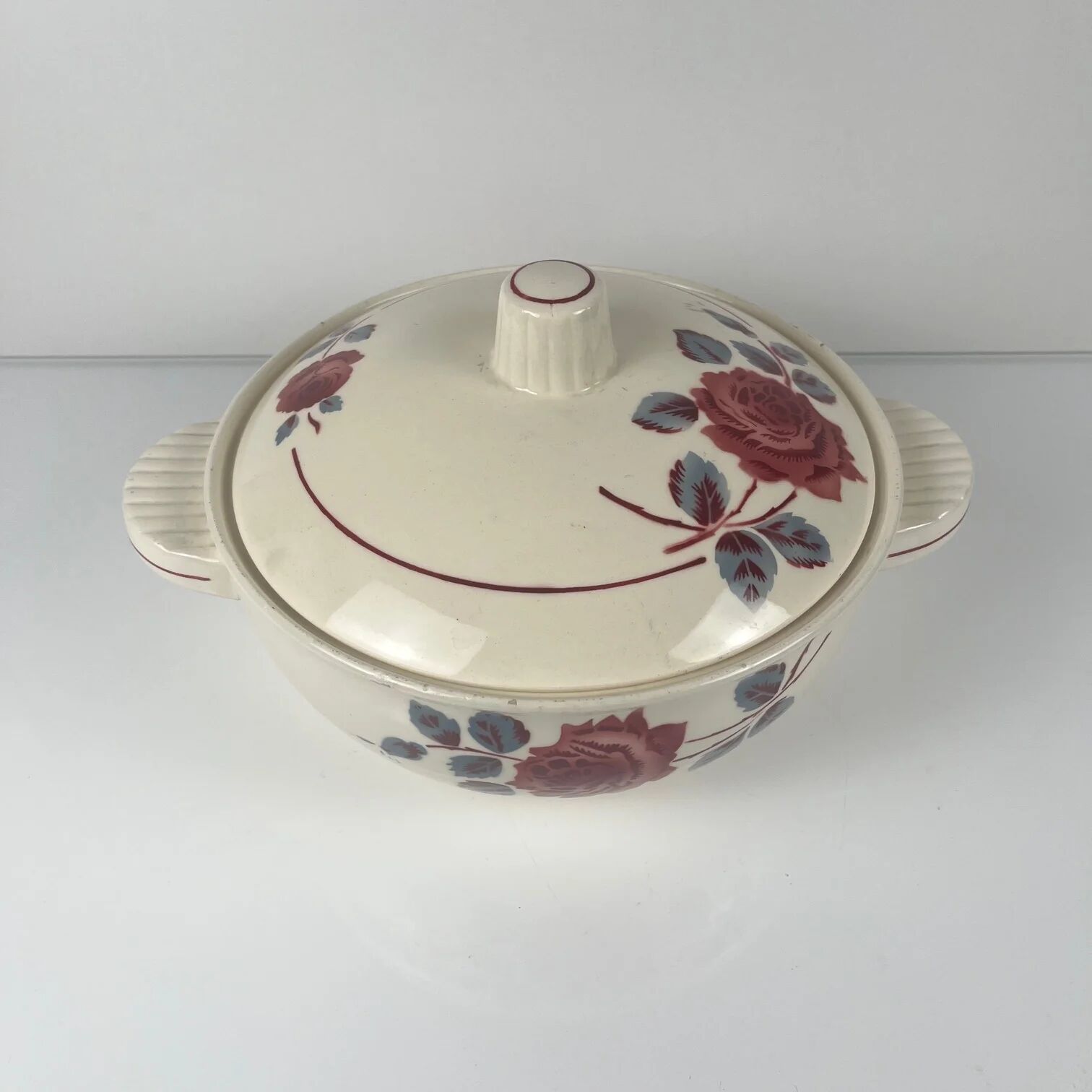 Badonviller soup tureen model "Monique", 20th century