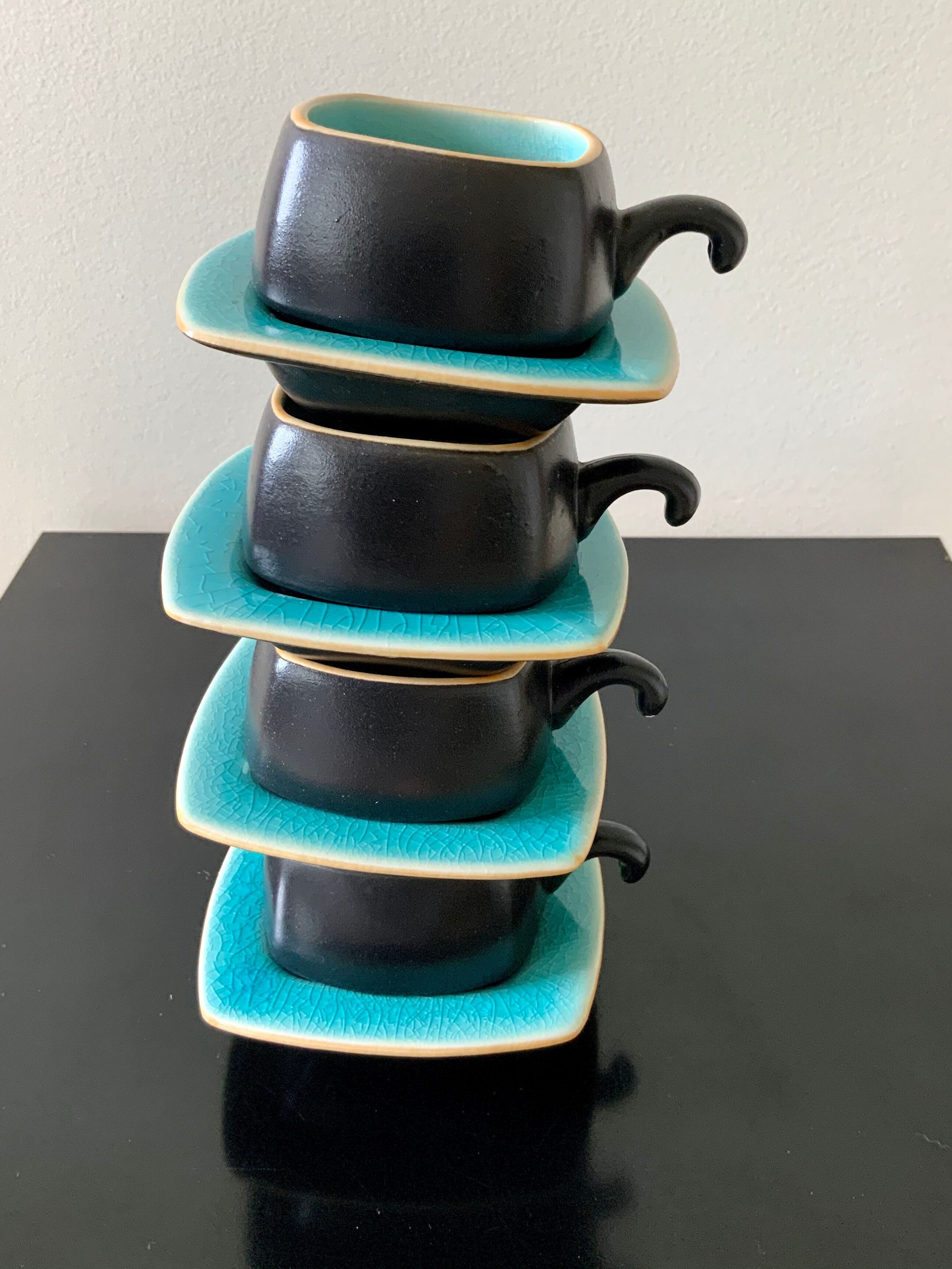 Set of 4 ceramic cups