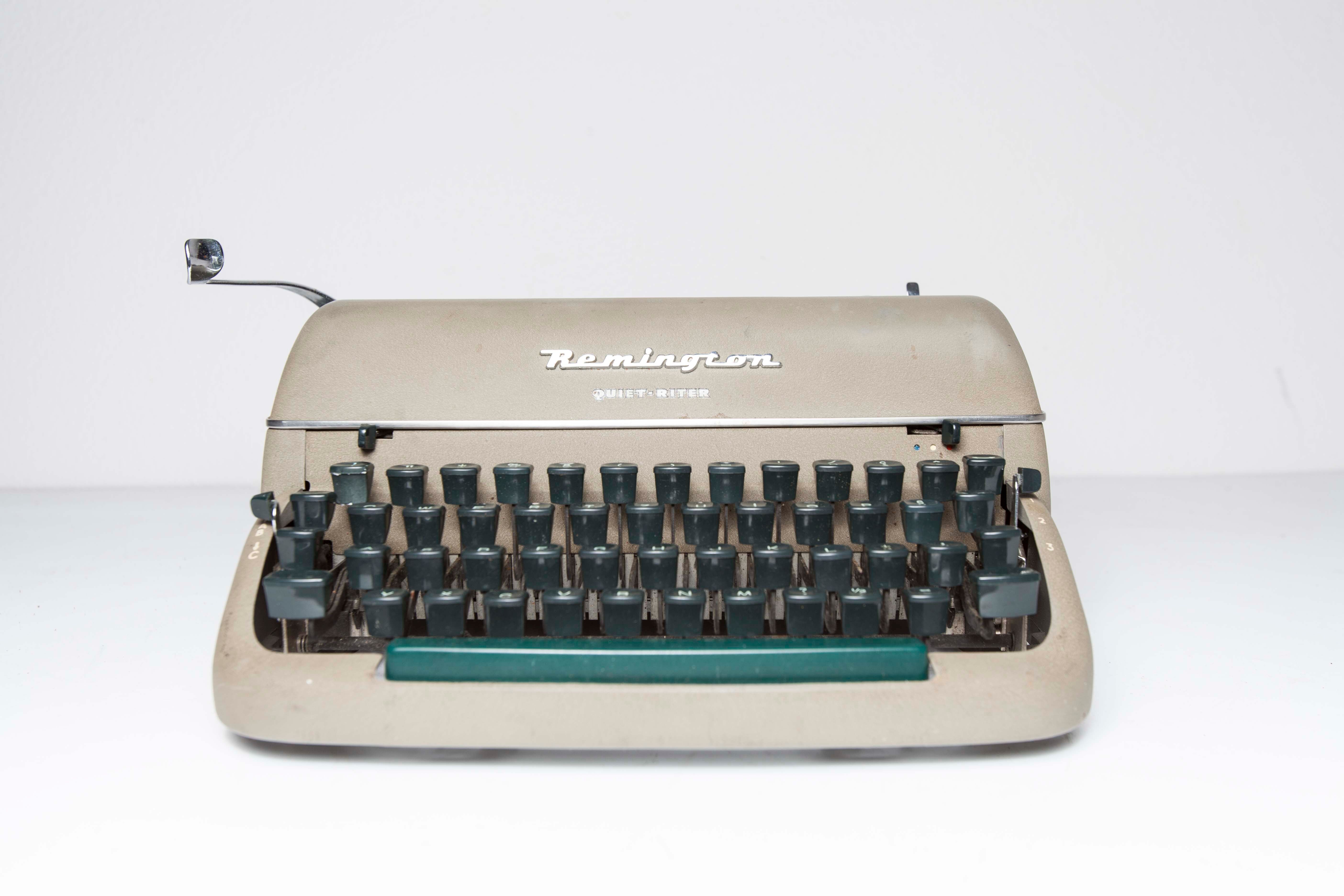 Typewriter remington Quiet Riter Miracle tab