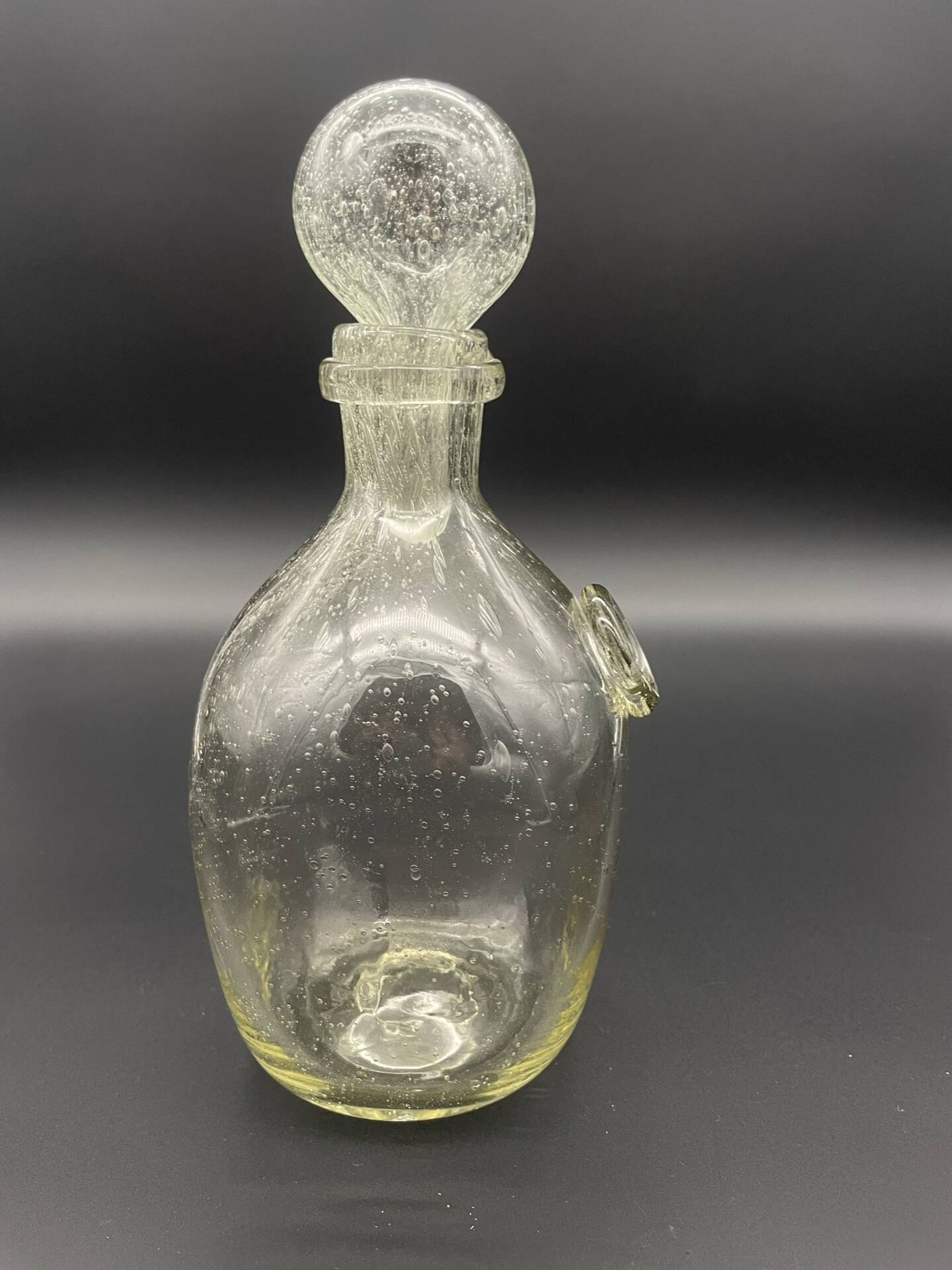 Vintage carafe from Verrerie de Biot in bubble glass with a round stopper.