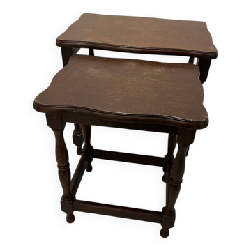 Set of two nesting tables
