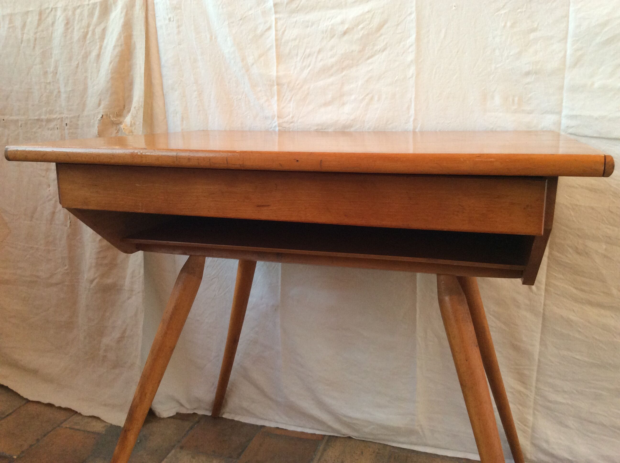 Vintage scandinavian office