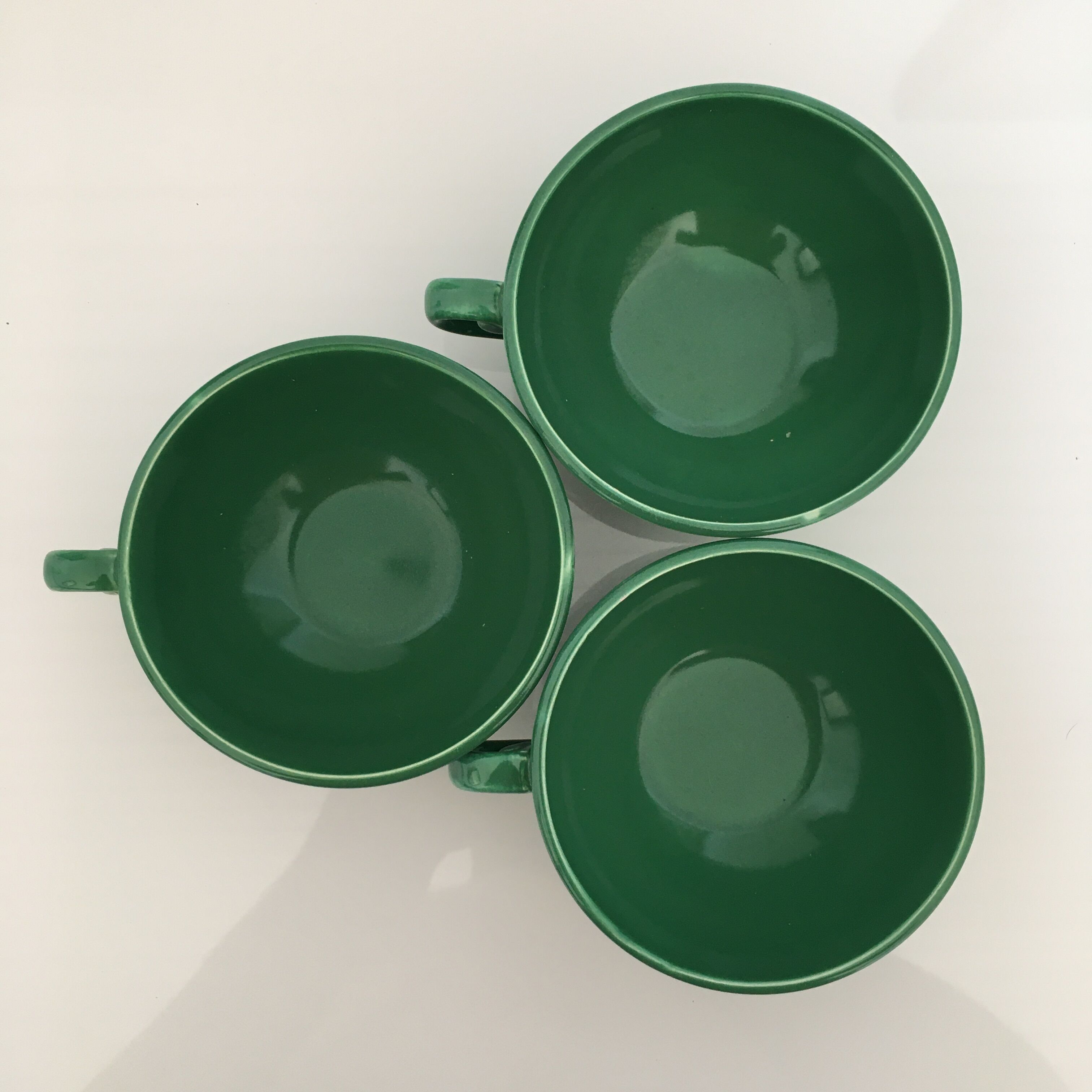 Set of 3 green cups