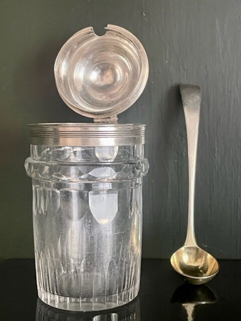 Solid silver and crystal mustard, early nineteenth century.