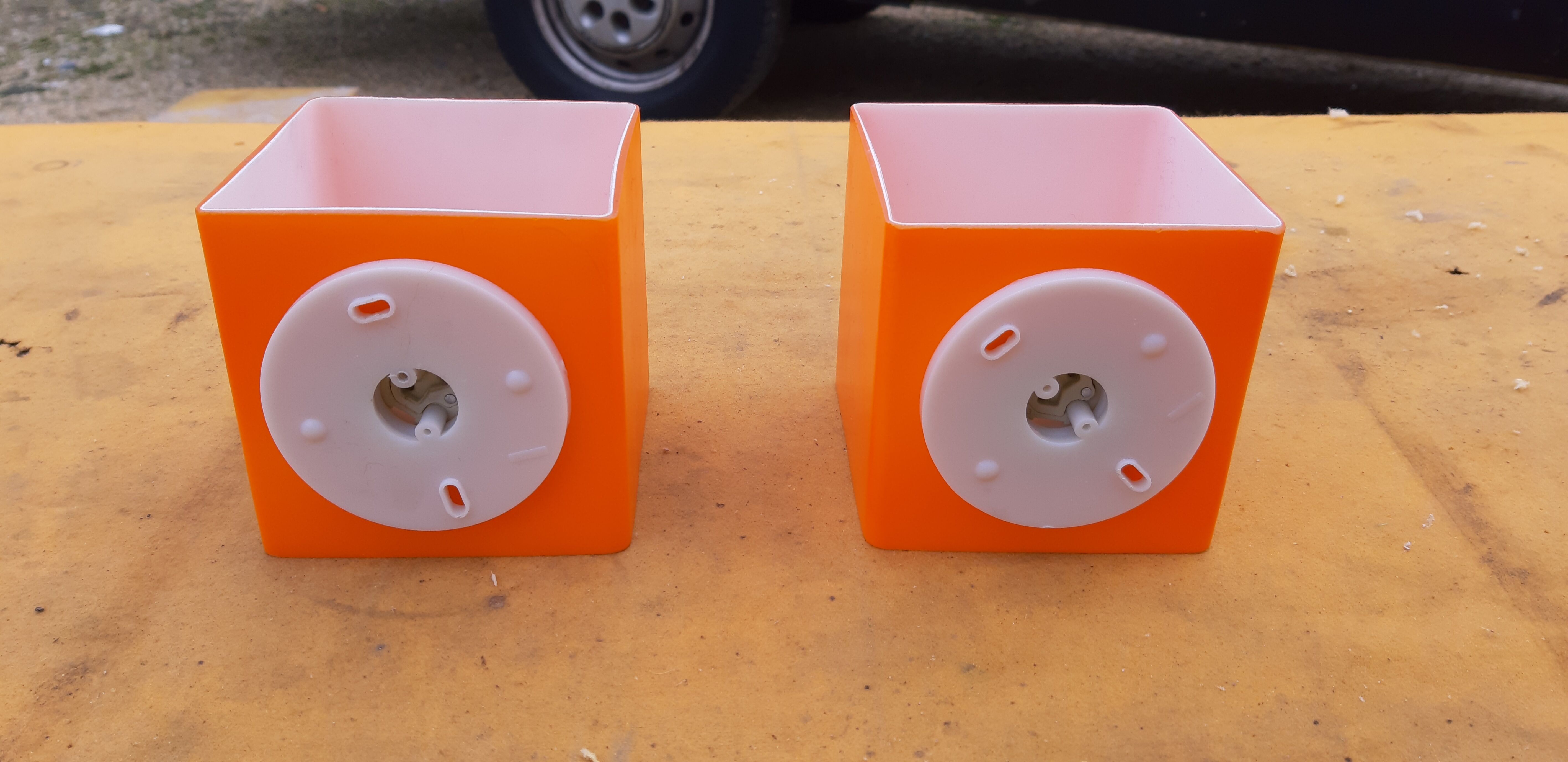 Pair of vintage wall lamps from the 70s