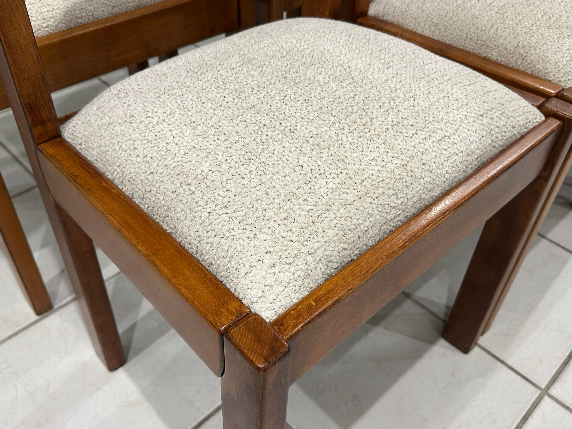 Set of 6 elm chairs from Regain vintage 1980.