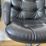 Strafor 451 leather armchair