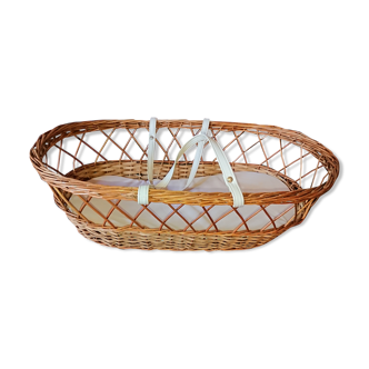 Rattan crib for newborns/ baby from the 1970s