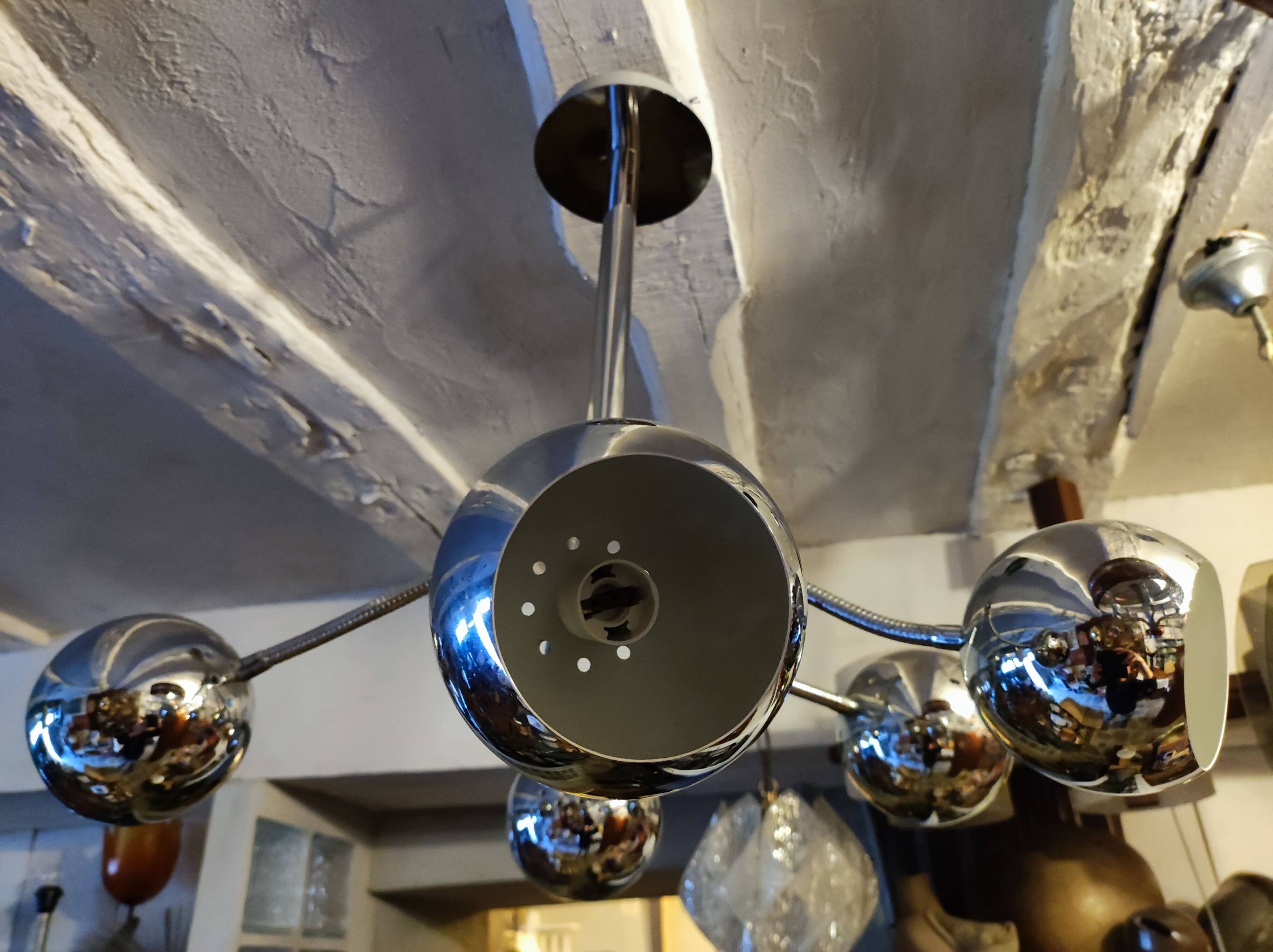 70' Eyes Ball suspension, 5 lights, articulated arms