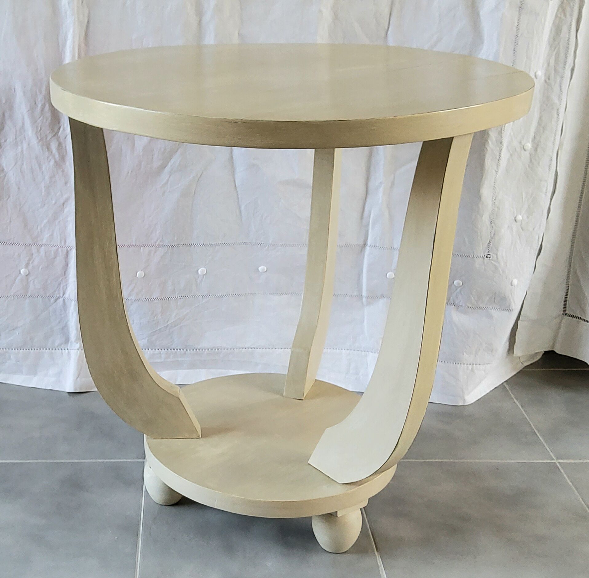 Patinated Art Deco pedestal table