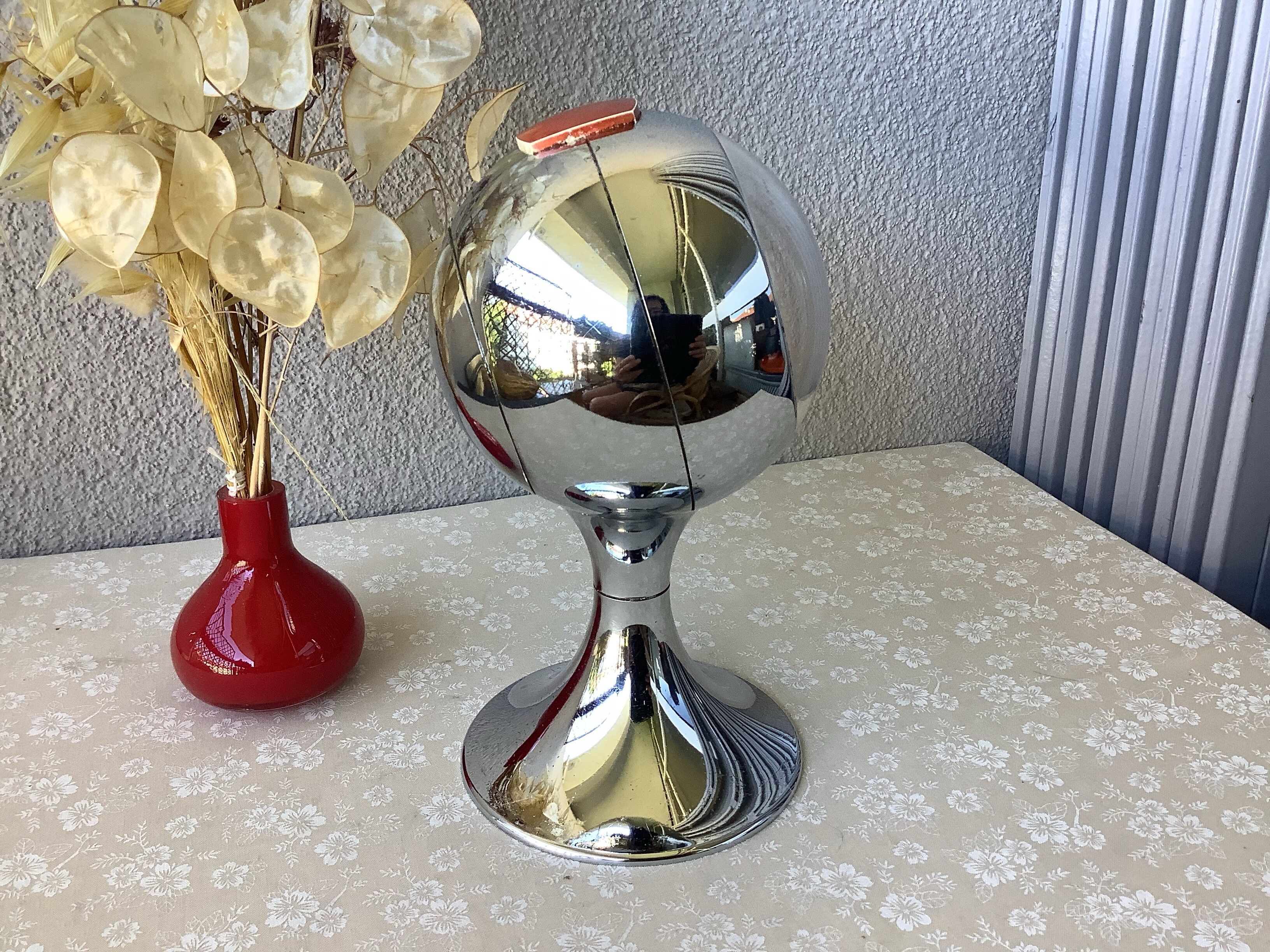 Alarm clock tulip foot Chambord space age West Germany