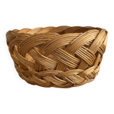 Woven straw basket