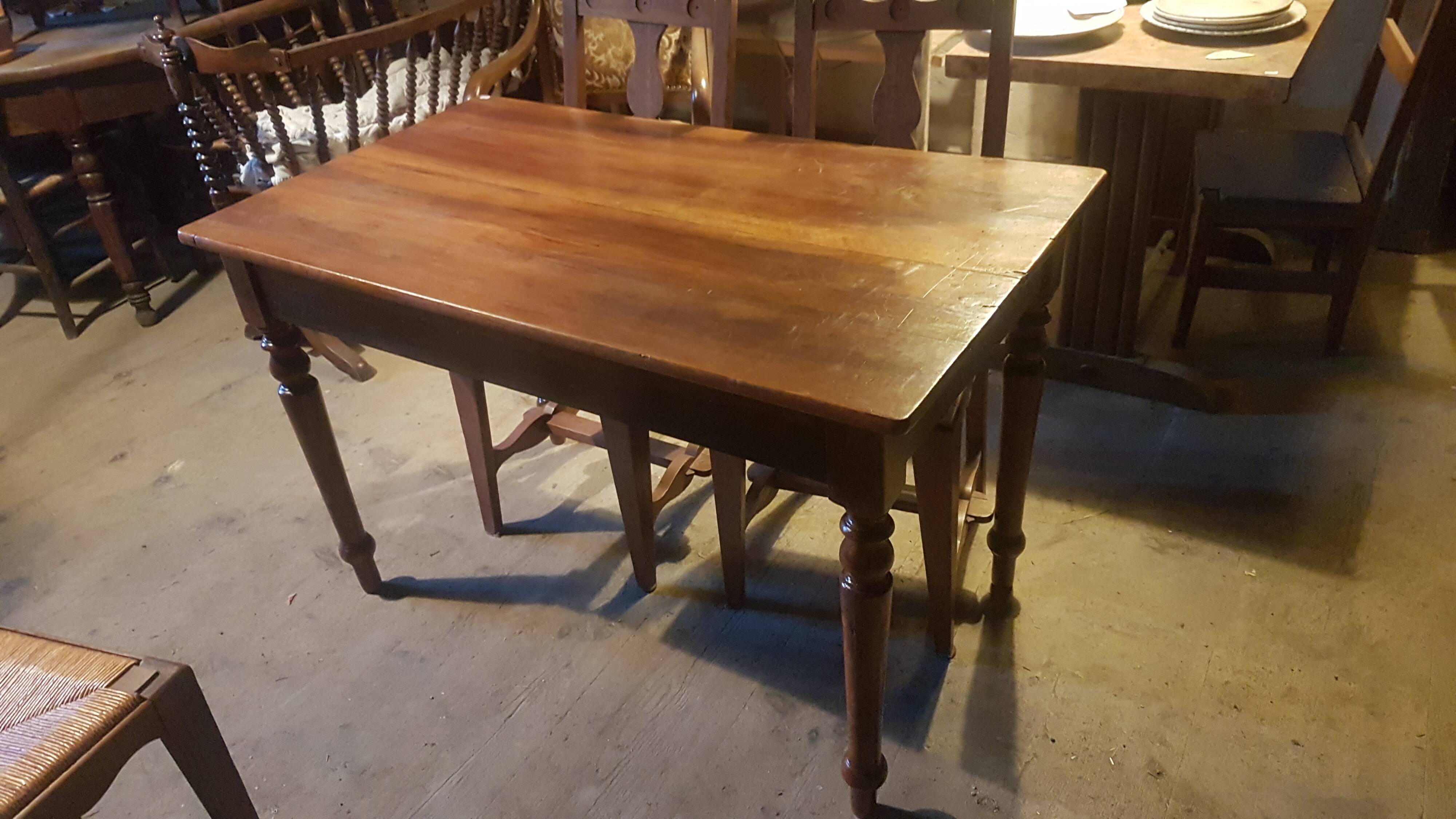 Bistro table 1900