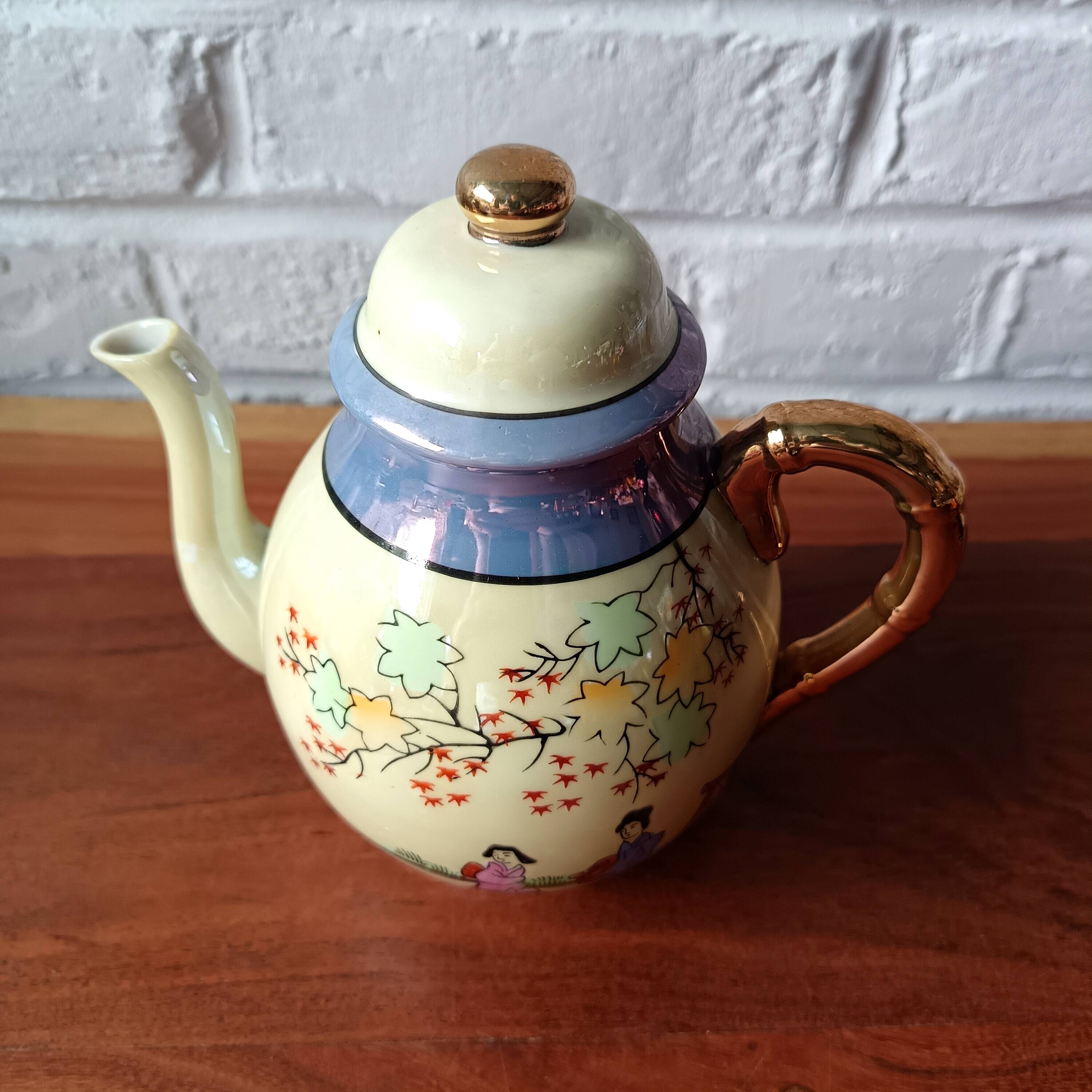 Service à thé en porcelaine fine japonaise vintage motif paysage