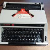 New Olympia Splendid typewriter