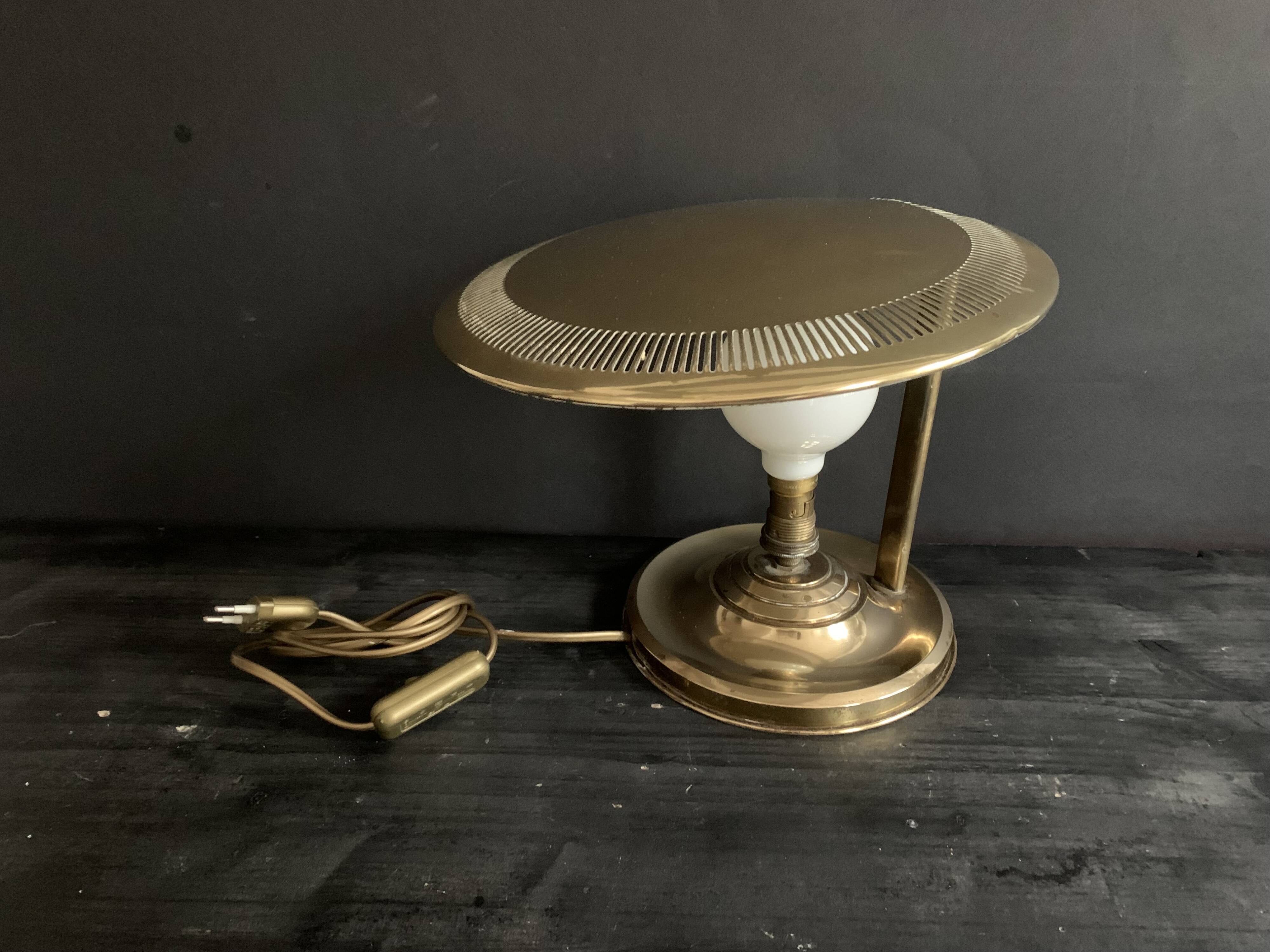 Bauhaus desk lamp, modernist in gilded brass, 1940s